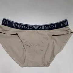 新品未使用　エンポリオアルマーニ　ブリーフパンツ　ベージュのサムネイル
