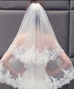 レーストリム付きロングウェディングベール