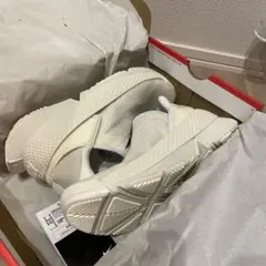 23.5cm 新品未使用 ナイキ GO FLYEASE ホワイト スニーカー