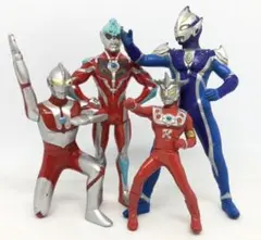 ラスト1セット　絶版希少品　ウルトラマンフィギュア　4体セット★