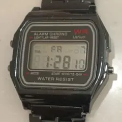 【訳あり新品】デジタル腕時計 ブラック スクエア オマージュウォッチのサムネイル