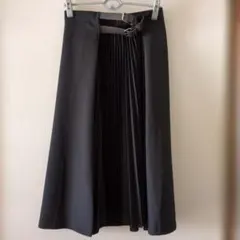 ブラック プリーツロングスカート ベルト付き