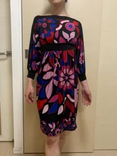 OLIAN オリアン　 VIRINA ヴィリーナ　花柄ワンピースのサムネイル