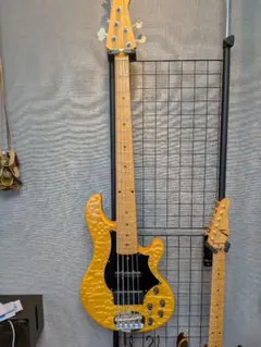 Item thumbnail for item 37816efd-118d-47cc-8e23-044dd9c18362