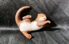 カワウソ ミニフィギュア ガチャ