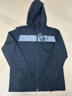 新品 UNDER ARMOUR ウィンドブレーカー YXLのサムネイル