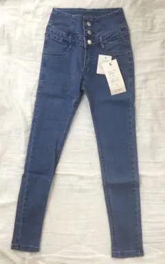 新品タグ付★ハイウエストスキニージーンズ　デニム　ストレッチ　脚長　美脚