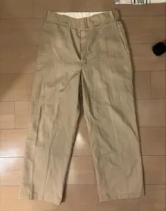 Dickies ベージュ ストレートパンツ バックポケット付き