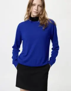 美品✨ユニクロプレミアムウールセーター　ブルー　青M