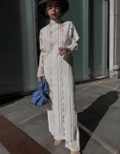 AMERI ロングワンピース ホワイト 幾何学 フリーサイズ