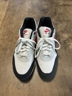 NIKE AIR MAX スニーカー ホワイト ブラック レッド　箱無しのサムネイル