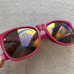 東京ディズニーランド　ミニーマウス　ミラーサングラス　ピンク