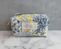 ハンドメイド✩.*˚ ボックスポーチ【ミモザ×ブルー】スクエア コスメポーチ