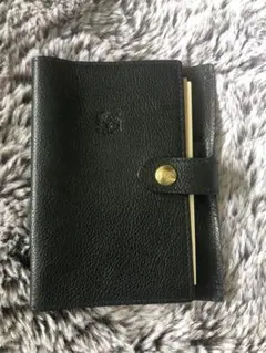 美品　イルビゾンテ　手帳　カバー　ブラック