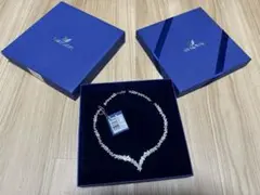 【新品・未使用】ミランダカー V字型 ネックレス　結婚式