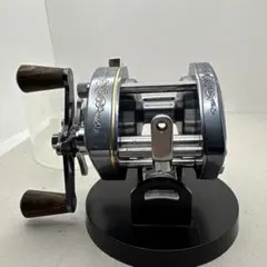 シマノBantam 100ベイトリール 木製ハンドル 収納袋付き シマノBantam 100ベイトリール 木製ハンドル 収納袋付き - メルカリ