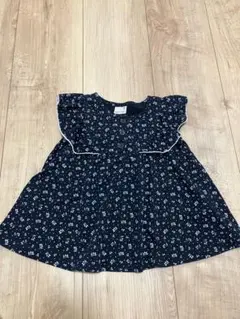 値下げ♡美品　80 petit main ネイビー花柄フリルトップス