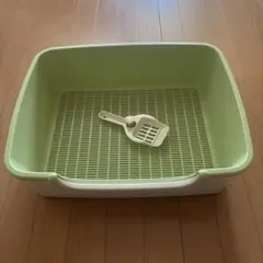 花王　ニャンとも清潔トイレ　シンプルタイプ　スコップ付　猫トイレのサムネイル