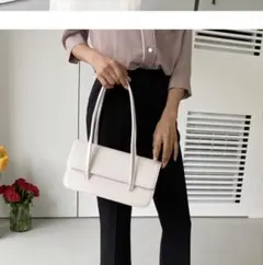 レザー調スクエアバッグ アイボリーのサムネイル