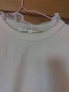 アイボリー　長袖トレーナー