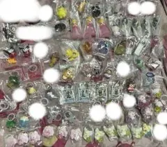 めじるしアクセサリー まとめ売り サンリオ HUNTERHUNTER ディズニー めじるしアクセサリー まとめ売り サンリオ HUNTERHUNTER ディズニー
