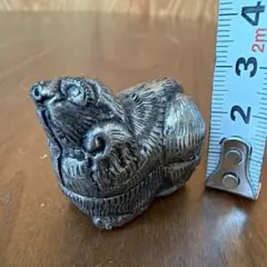 925刻印　豚形　銀製　ピンクッション（針差し）　アンティーク　コネクター品 925刻印 豚形 銀製 ピンクッション（針差し） アンティーク コネクター
