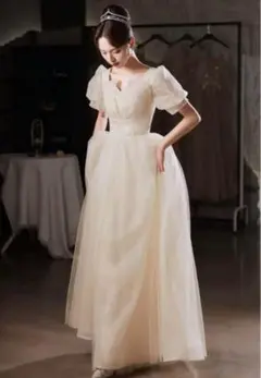 ウエディングドレス　エレガントなカラードレス♡結婚式・前撮り・二次会に最適♡