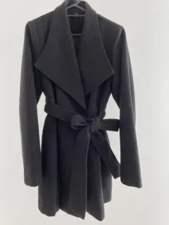 黒 ベルト付きロングコート