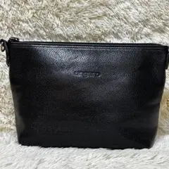 美品　ウンガロ　ポーチ　クラッチバッグ　レザー　ブラック　メンズ　レディース