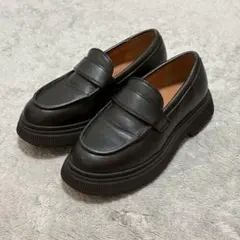 COLE HAAN コインローファー ブラック 24 cm 厚底 - メルカリ