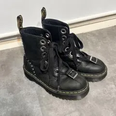 ブラック ブーツ