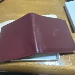 Cartier ワインレッド 二つ折り財布