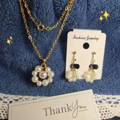 ★プライスOFF★パールデザイン ネックレス＆イヤリングセット