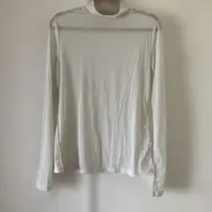 ホワイト長袖トップス