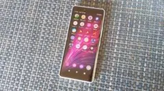 RAKUTEN HAND 5G P780 白か赤 本体のみ　付属品箱別売りのサムネイル
