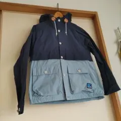 ヘリーハンセン マウンテンジャケット パーカー ナイロン バイカラー Ｌサイズ