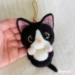 羊毛フェルト 猫 ハチワレ猫 黒ぶち猫 黒猫 フレーム ハンドメイド