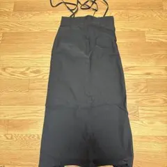 黒 スリット入り サロペットのサムネイル