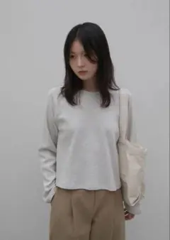 OHOTORO】Pleated Cami Top【美品】 - メルカリ