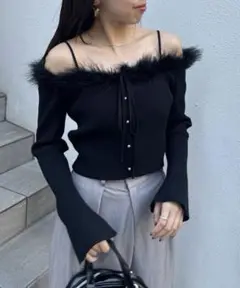 Chico ファーオフショルデザインニット トップス
