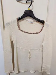 L'EST ROSE 長袖 ニット ローズ刺繍 アイボリー Mのサムネイル