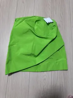 【タグ付き】ZARA ミニスカート　黄緑色