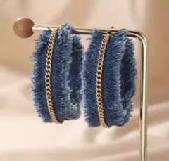 Item thumbnail for item 35895eb5-67f5-4e9a-af7b-9826b7c82740