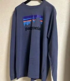 patagonia ネイビー ロングスリーブ Tシャツ