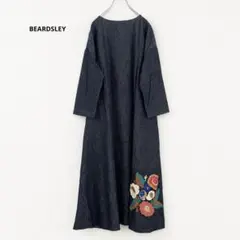 定価3.96万 ビアズリー 後ろ裾刺繍ワンピース インディゴ デニムワンピース 定価3.96万 ビアズリー 後ろ裾刺繍ワンピース インディゴ デニム