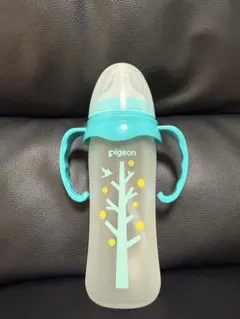 Pigeon 母乳実感哺乳瓶 240ml ガラス