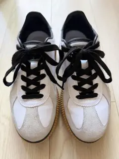 2025年最新】onitsuka tiger delecityの人気アイテム - メルカリ