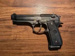 WAウエスタンアームズ製ベレッタＭ92FS ベレッタM92FS スーパーバージョンR WA ガスガン エアガンレビュー