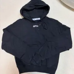 off-white パーカー