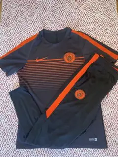【未使用】マンチェスターシティ　トレーニングシャツ　L　NIKE　ナイキ　黒 楽天市場】ナイキ nike-574864-011 2019-14 マンチェスター C